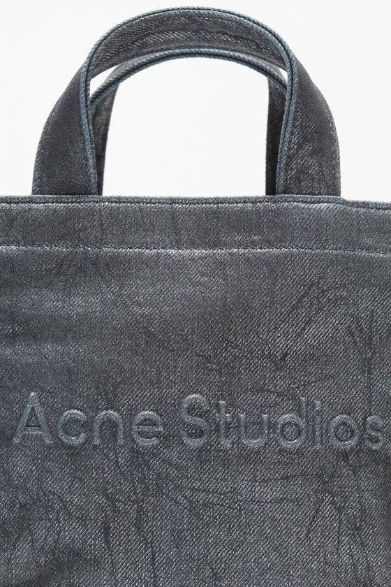 Acne Studios Mini-Schultertasche mit Logo Top Angebot
