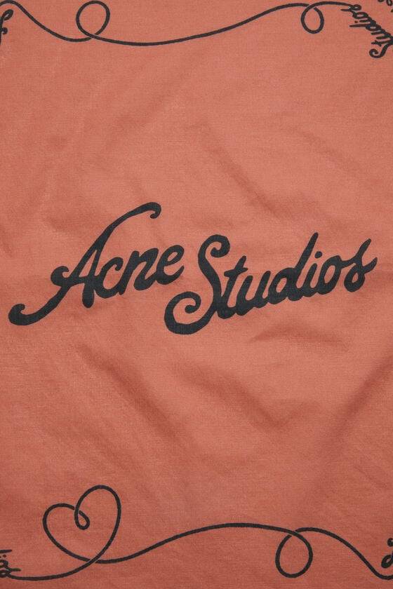 Acne Studios Leichter Schal mit Print Blitzangebot