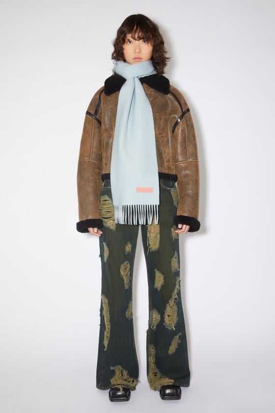 Acne Studios Wollschal mit Label in Rosa – Schmal Räumungsverkauf