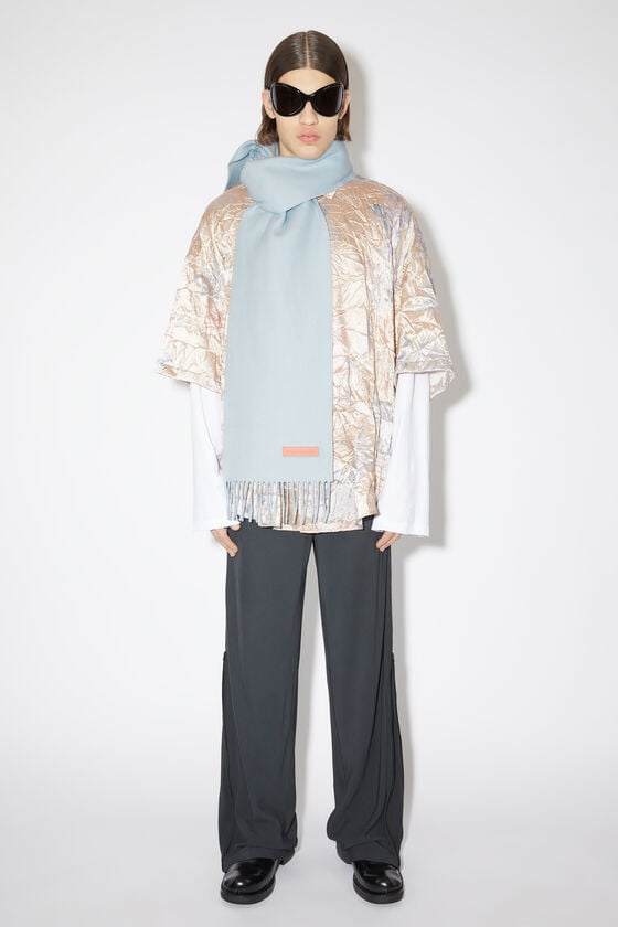 Acne Studios Wollschal mit Label in Rosa – Schmal Räumungsverkauf