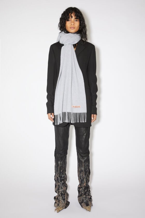 Acne Studios Schmaler Fransen-Schal aus Wolle Tägliche Deals