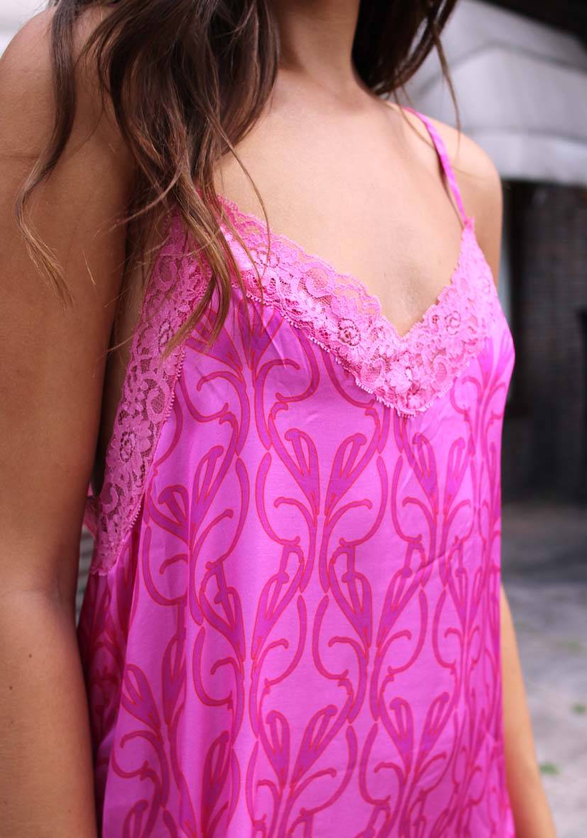 Miss Goodlife Dress Lace Pink Letzter Tag