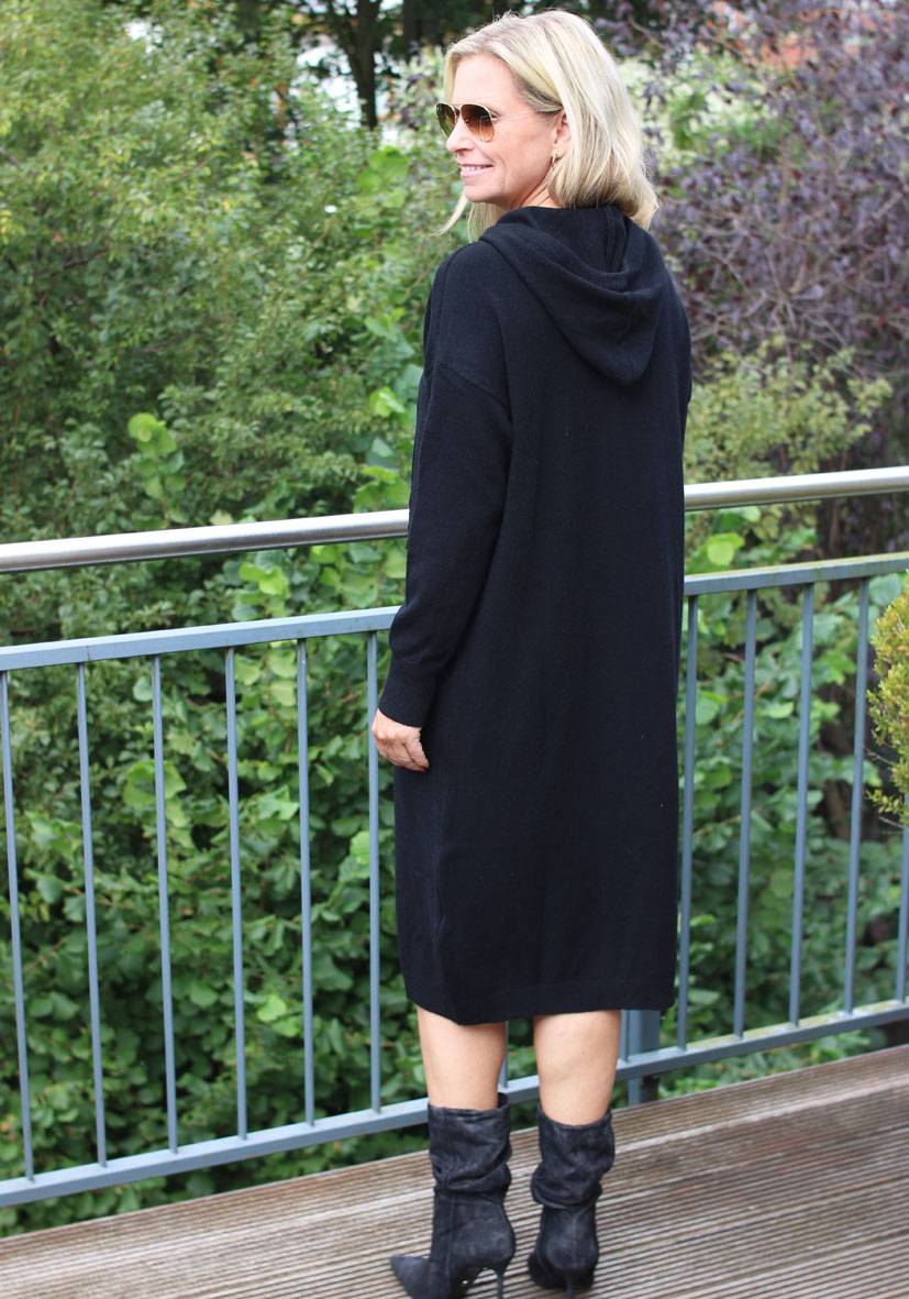 Miss Goodlife Dress Knitted Hoodie long – black Auslauf