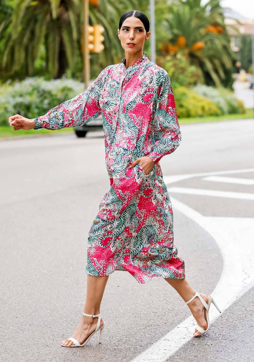Miss Goodlife Viskose-Satin Dress Star Tiger Großer Ausverkauf