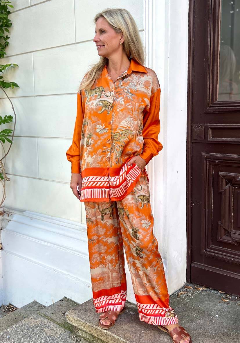 Miss Goodlife Blouse Tiger in the jungle – orange Cyber Monday