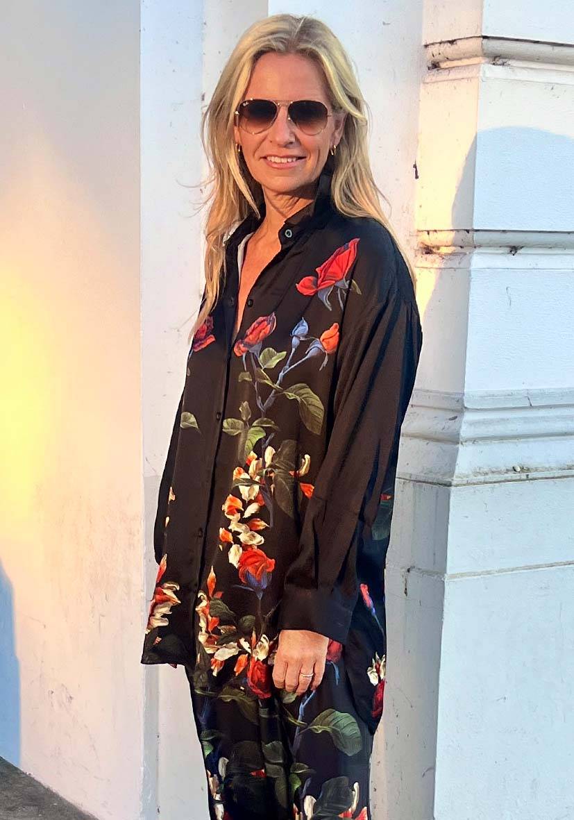Miss Goodlife Blouse Roses black Online Outlet