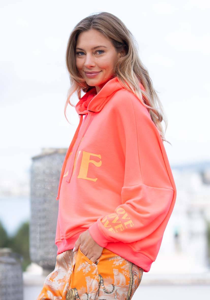 Miss Goodlife Hoodie True Love – neonpink Preisnachlass