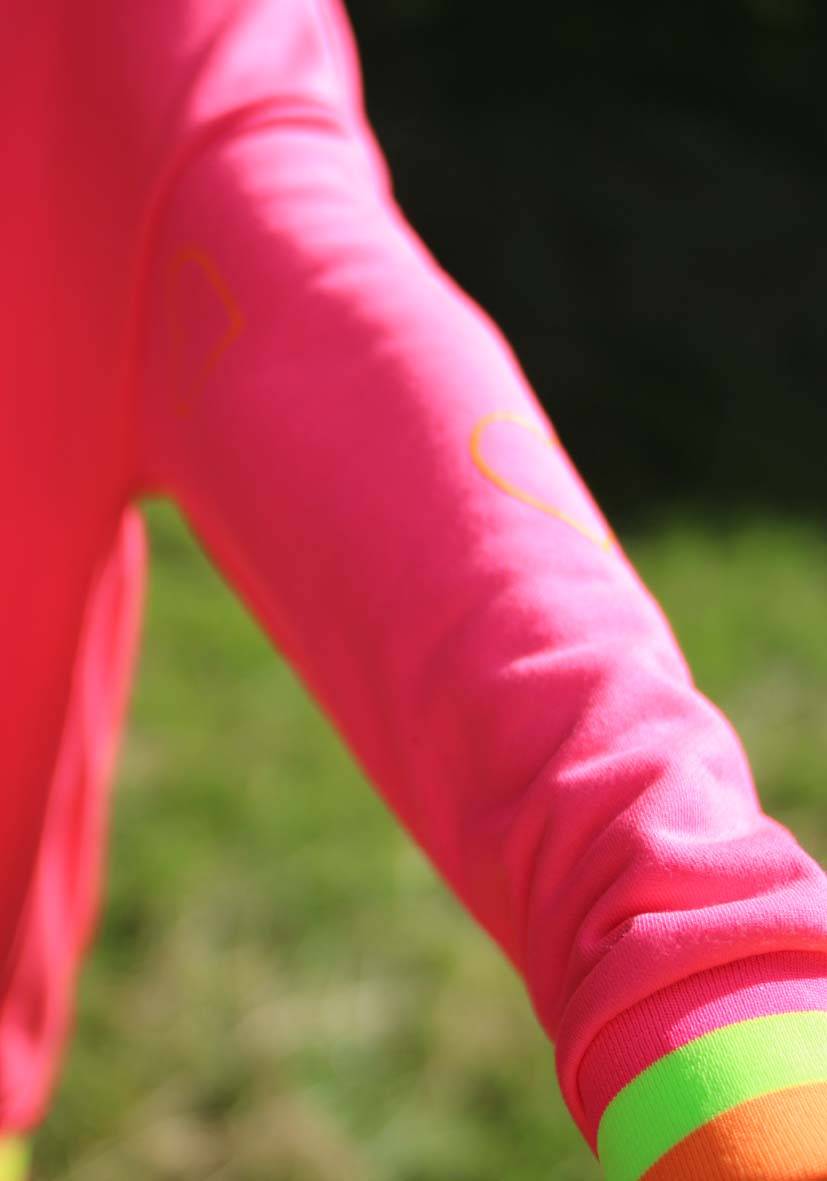 Miss Goodlife V-Neck L(i)ebe Hearts – neonpink Hotsell