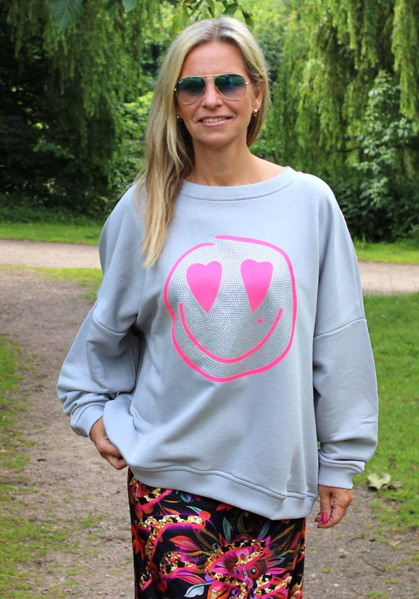 Miss Goodlife Roundneck Heartface Famous Strass – grey im Angebot