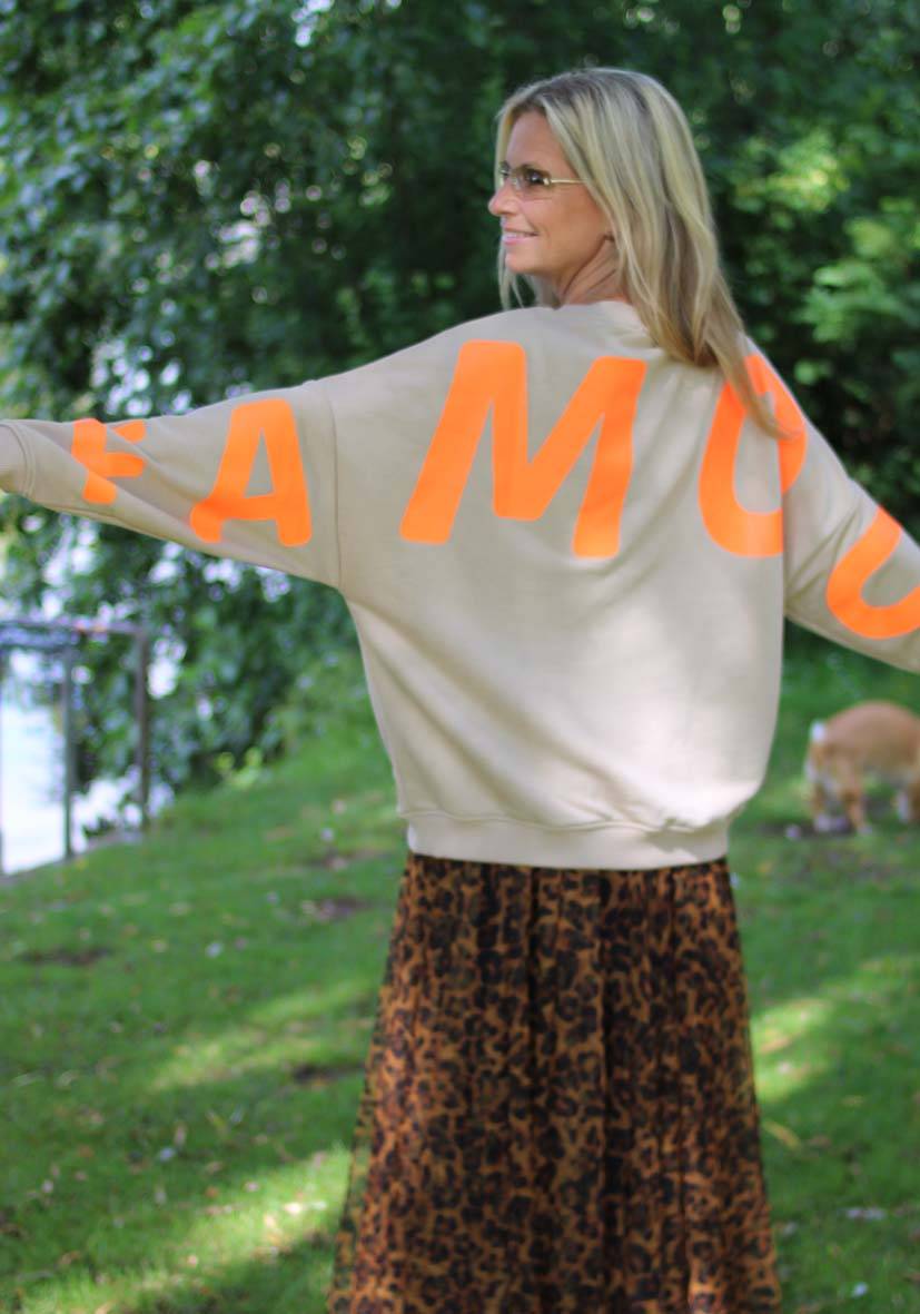Miss Goodlife Roundneck Famous Heartface Strass – sand Fabrikverkauf