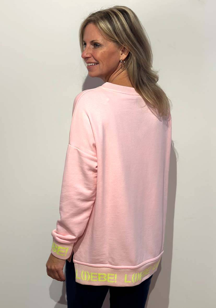 Miss Goodlife V-Neck L(i)ebe Strass – rose/neonyellow Kauf eins, bekomm eins gratis