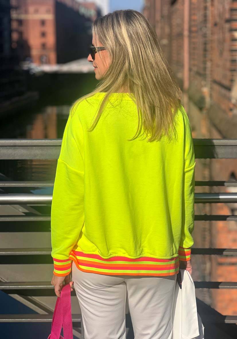 Miss Goodlife V-Neck Liebe – neonyellow Tägliche Deals