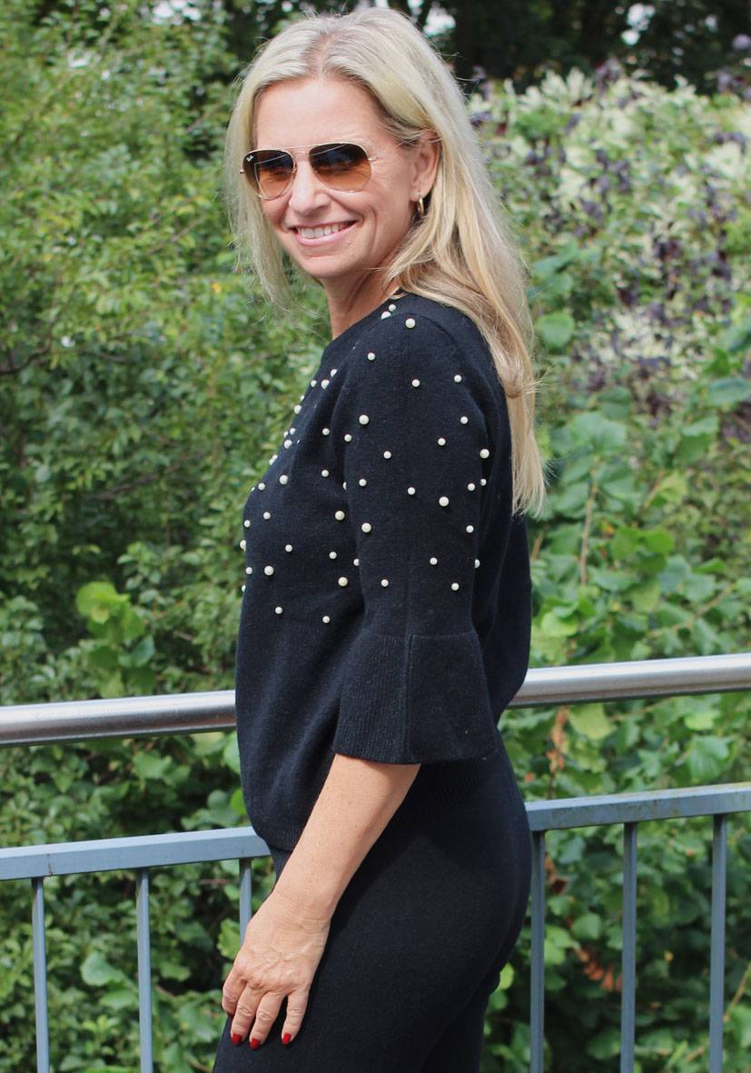 Miss Goodlife Pullover Pearl Roundneck – black Angebote