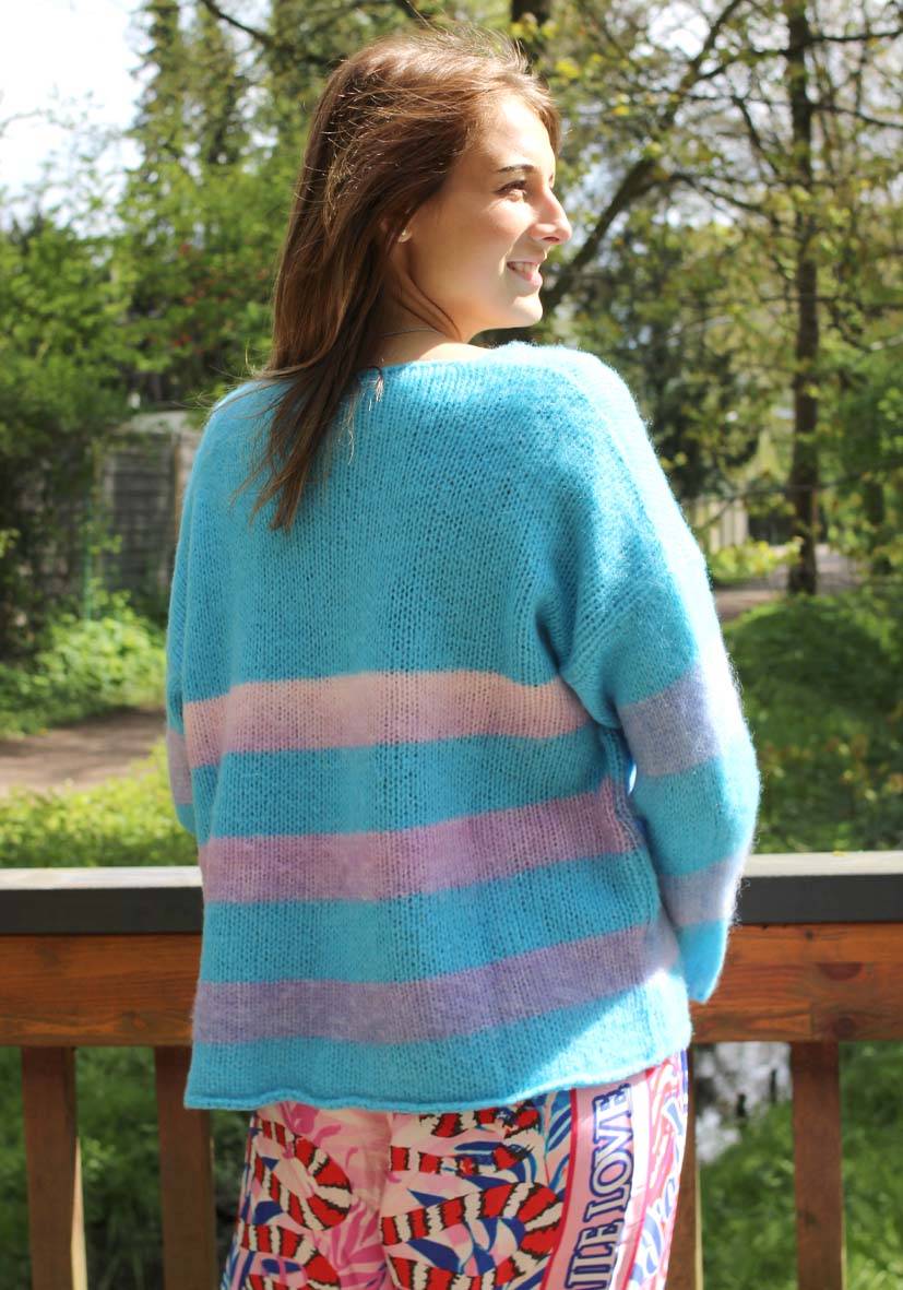 Miss Goodlife Pullover mit multicolor Stripes – lightblue Cyber Monday