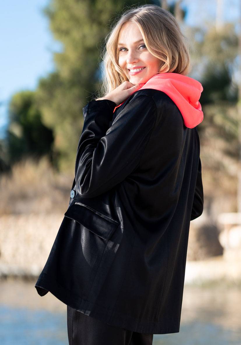 Miss Goodlife Blazer Satin – black Sonderangebot der Fabrik