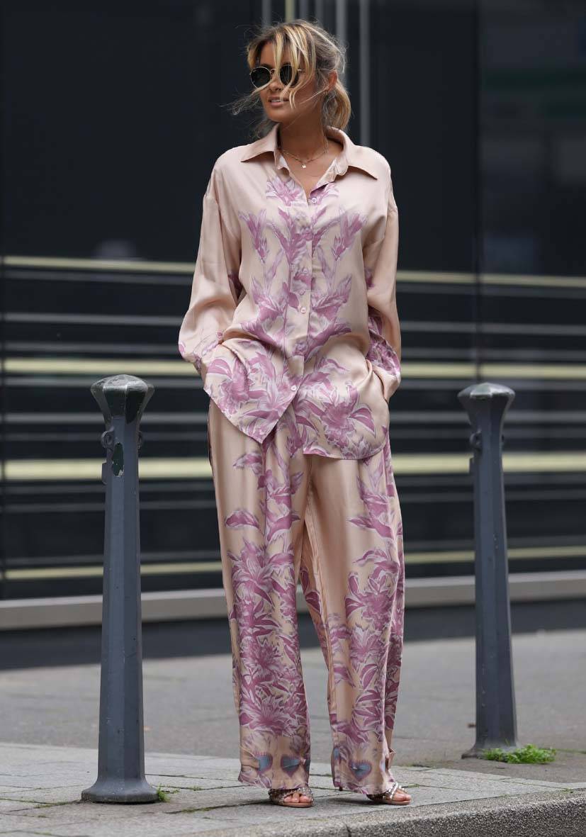 Miss Goodlife Pants Hearts and Flowers Online