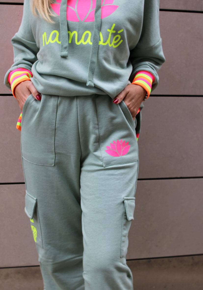Miss Goodlife Pants Good Energy Namasté – almond Versandkostenfrei