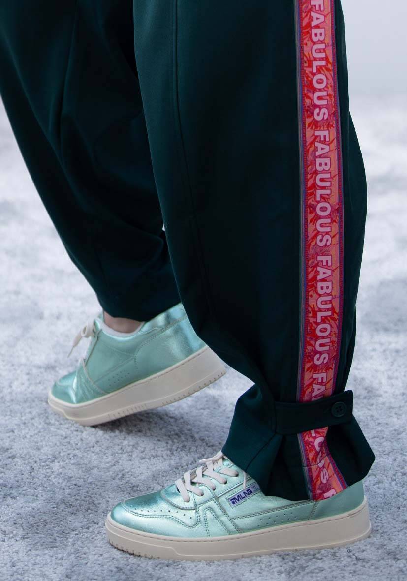 Miss Goodlife Pants Border Love – green Osterangebot