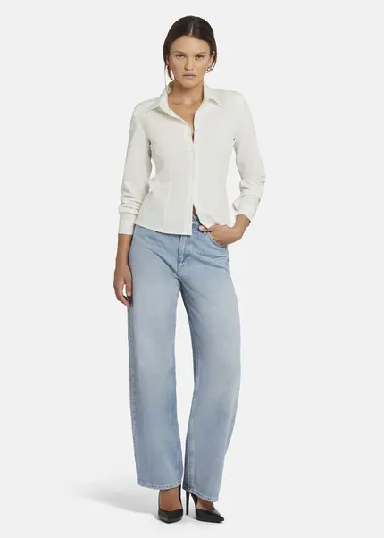 Nicowa Fitted shirt with shoulder pads - CAMIWA in WHITEarticle number NC9A22404011E-004 Bestseller