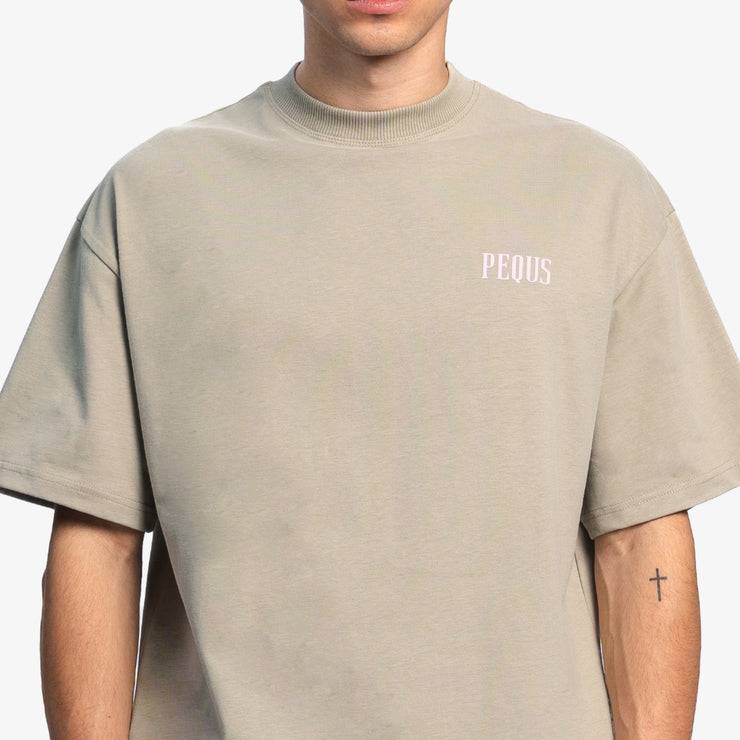 Pequs Chest Logo T-Shirt Letzte 3 Tage