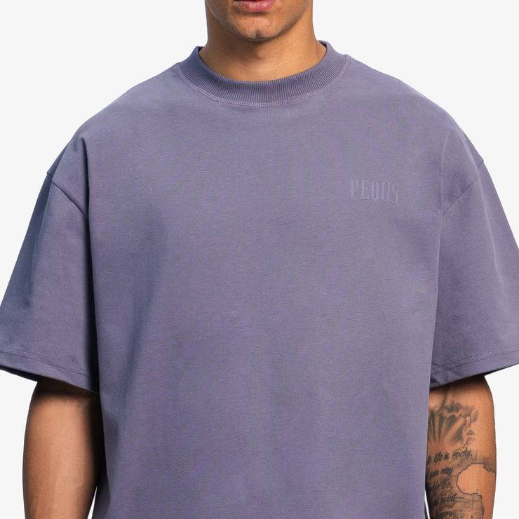 Pequs Chest Logo T-Shirt Nur für heute
