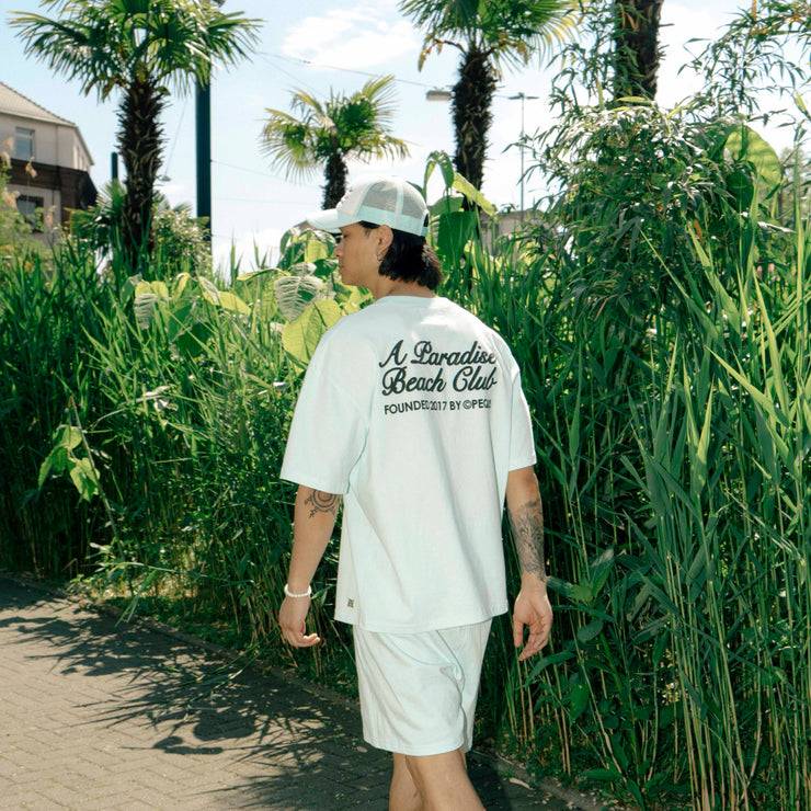 Pequs A Paradise Beach Club Back Logo T-Shirt JETZT KAUFEN