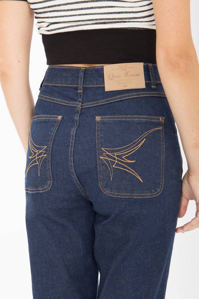 Queen Kerosin High Waist Capri Jeans mit seitlichem Reißverschluss Vatertagsangebot