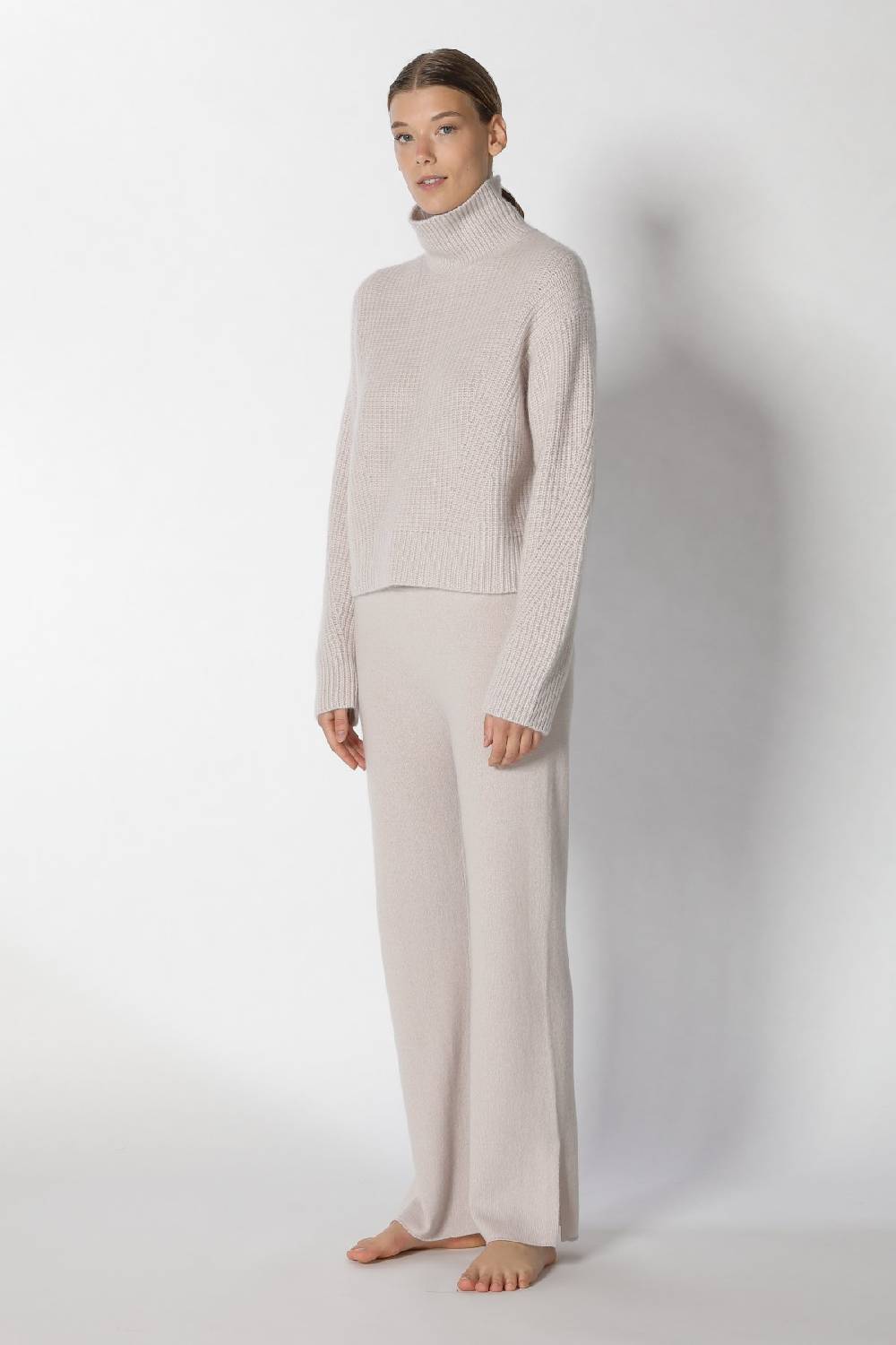 Sminfinity pure icon rib turtle + pure slitted pants Nur für heute