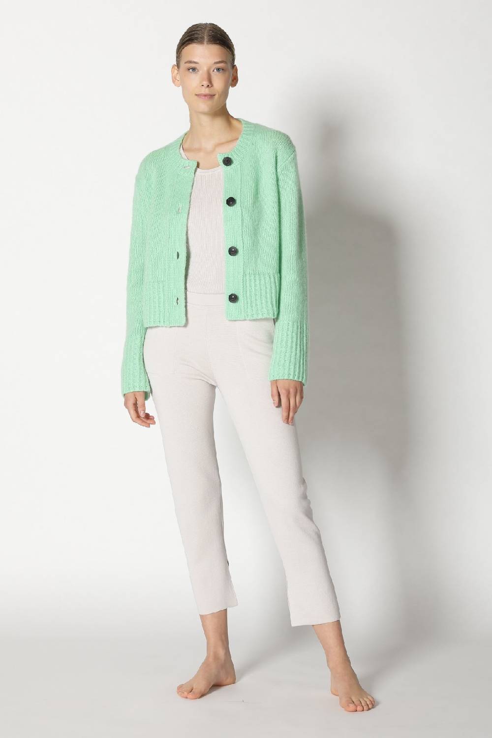 Sminfinity fluffy cropped jacket + silky rib tank top + silky cropped pants Angebote