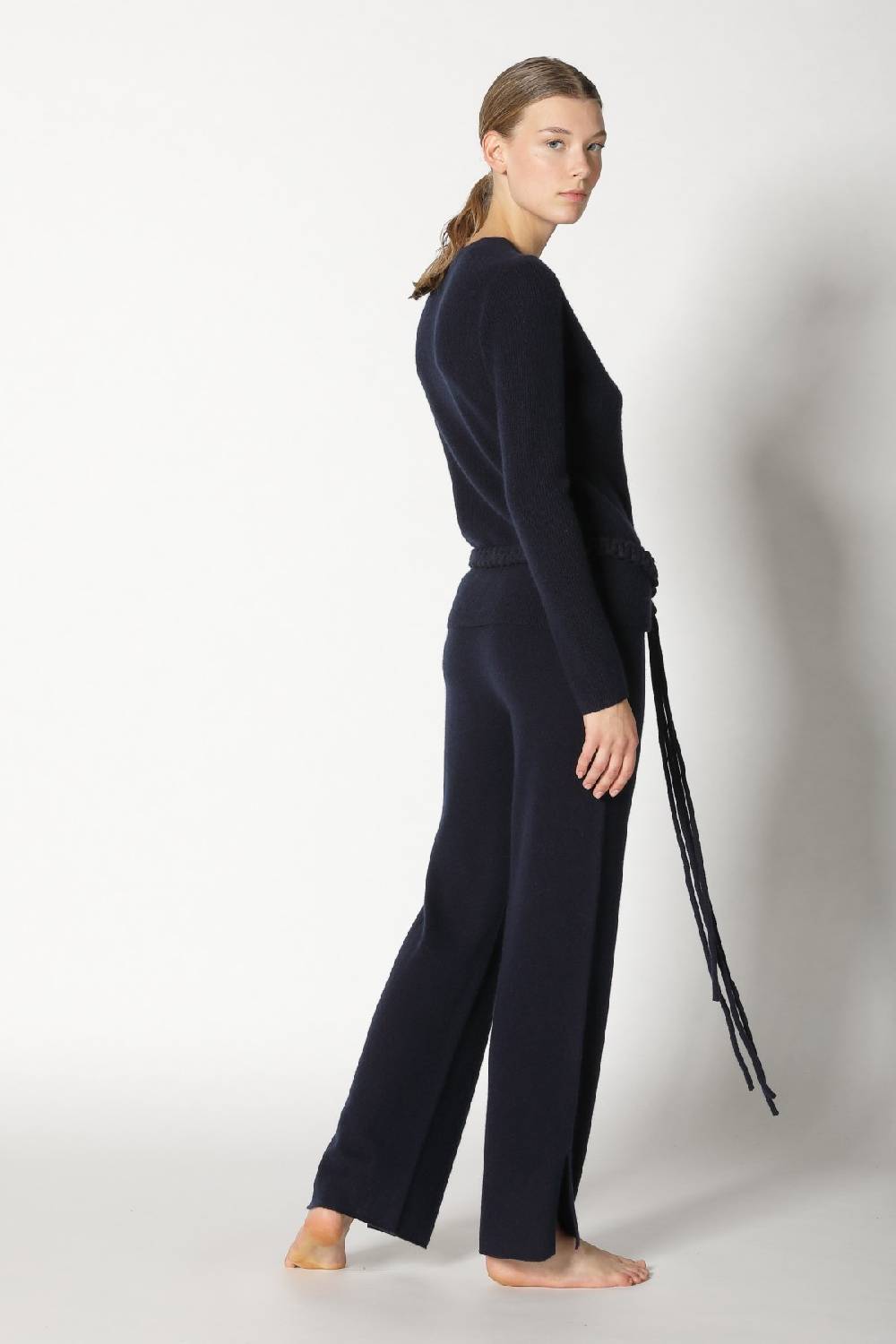 Sminfinity pure fitted V neck + pure slitted pants + hang loose ring belt Rabatt