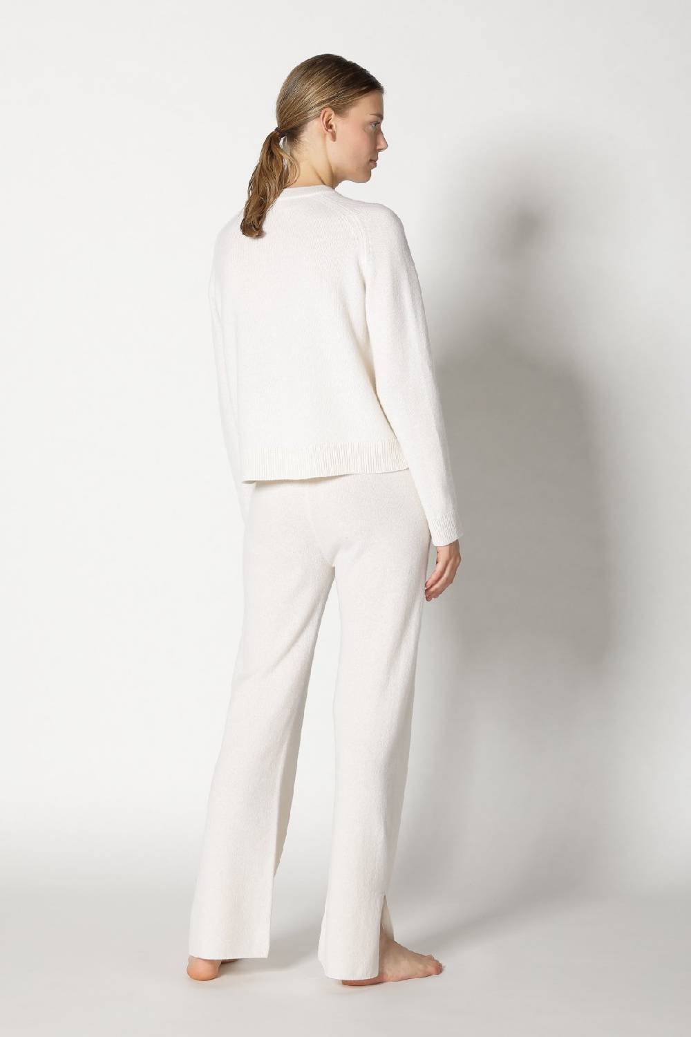 Sminfinity pure 2 ply crew jumper + pure slitted pants Exklusivangebot