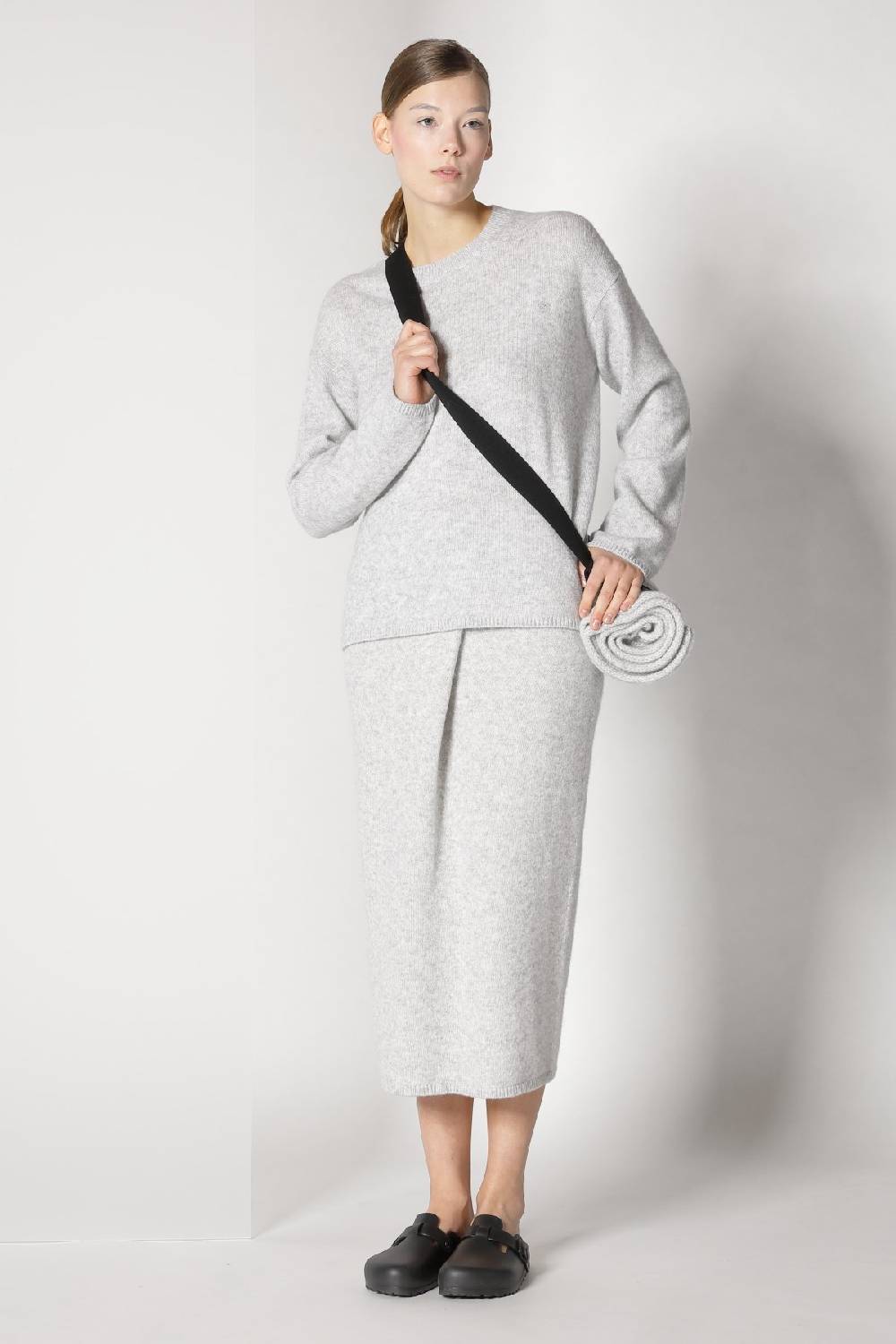 Sminfinity blurry ribbed scarf + blurry crew jumper + blurry tulip skirt Preisnachlass