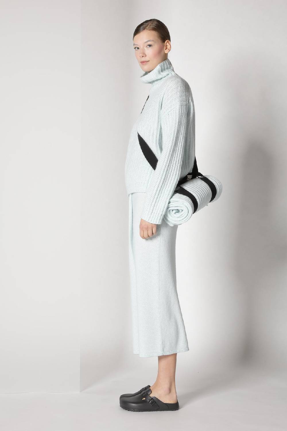 Sminfinity blurry ribbed scarf + blurry ribbed turtleneck + blurry tulip skirt Black Friday