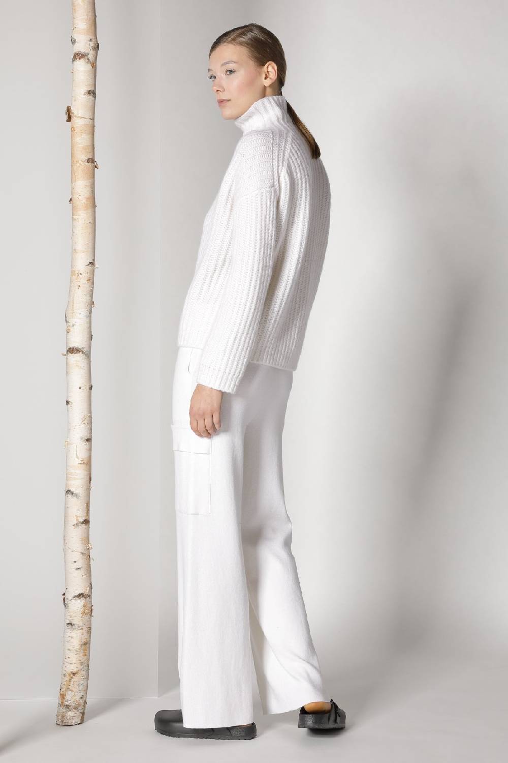 Sminfinity blurry ribbed turtleneck + cargo bellbottom pants Vatertagsangebot