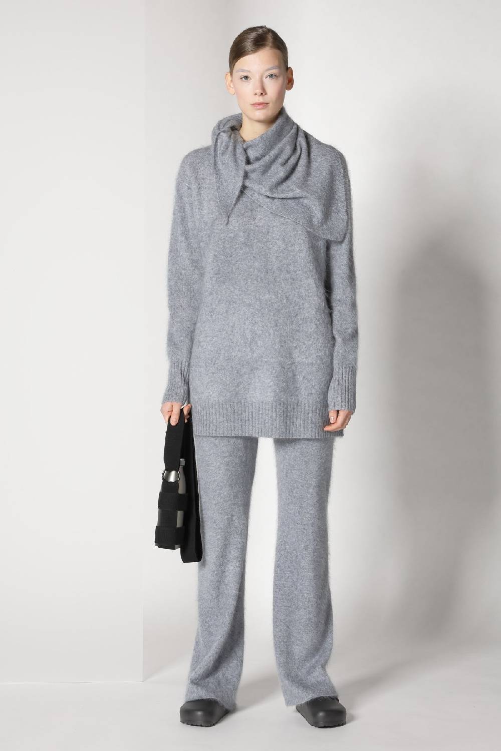 Sminfinity furry small triangle + furry boyfriend jumper + furry pants Wochenangebot