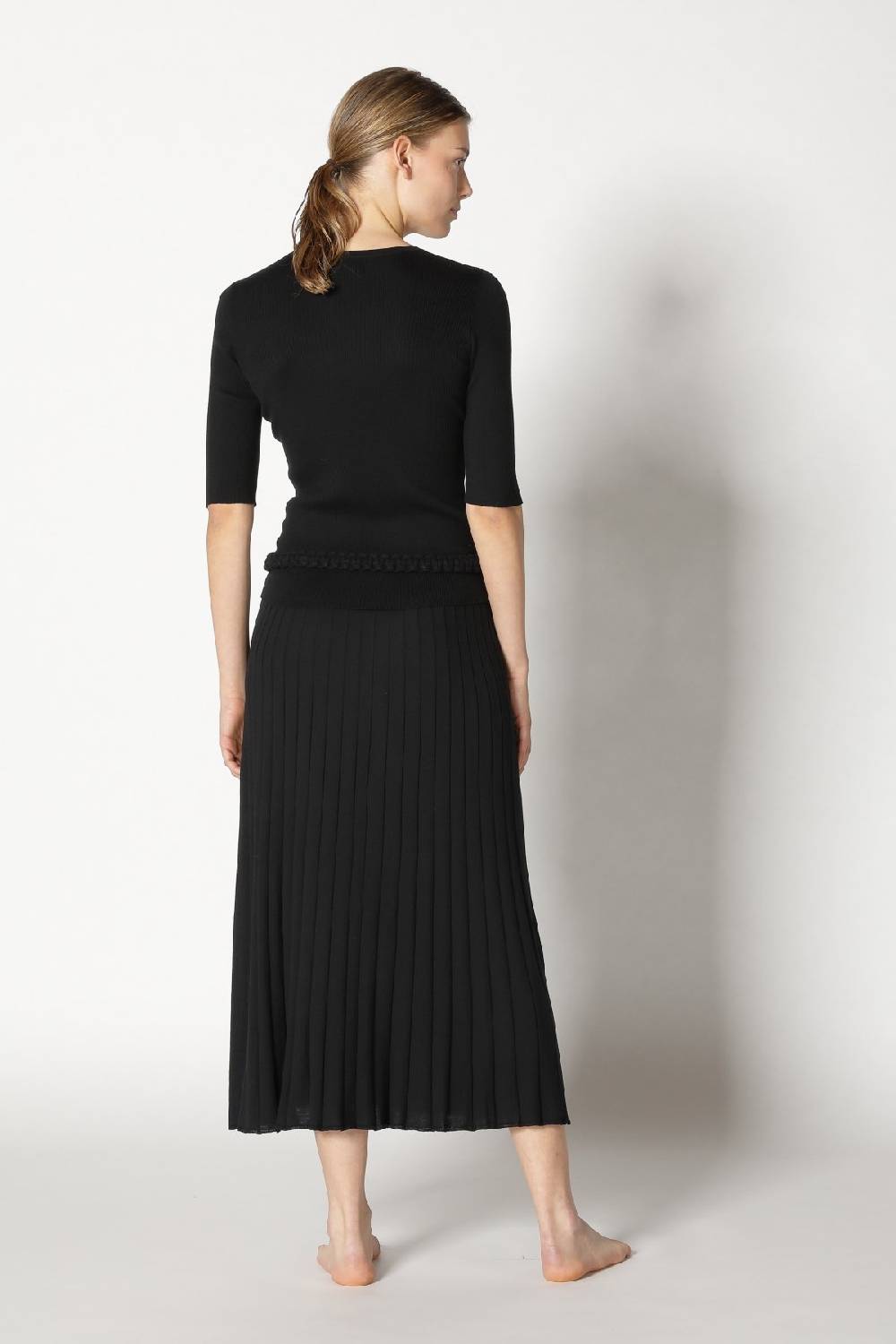 Sminfinity silky rib crew T + silky sun rib skirt + hang loose ring belt Auslauf