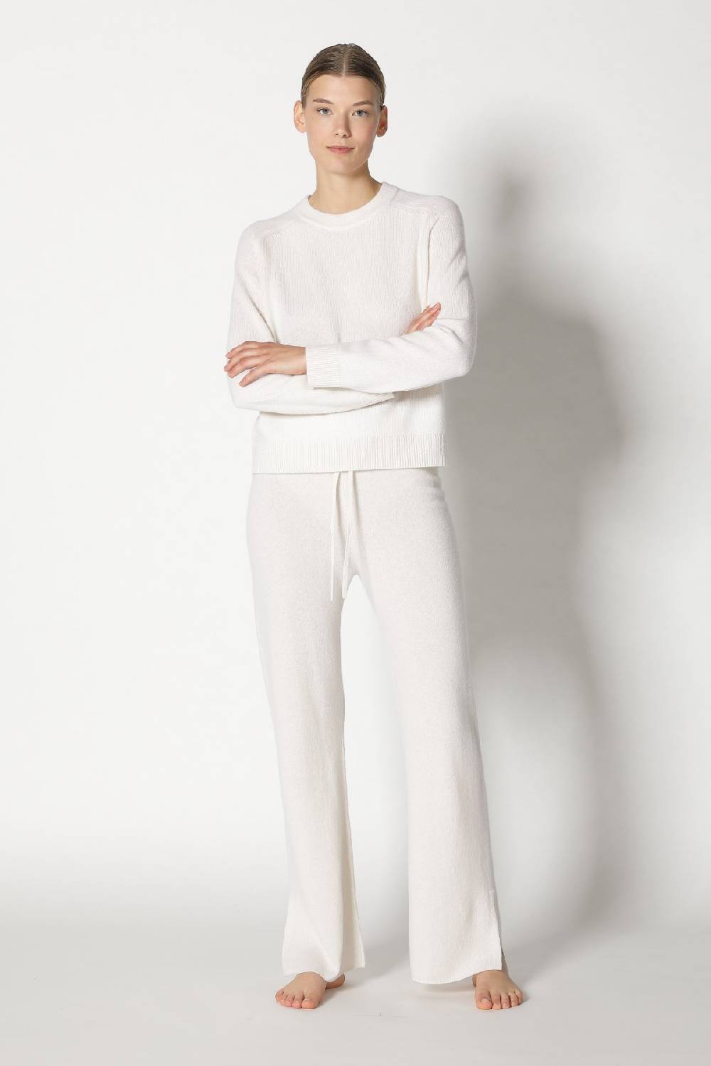 Sminfinity pure 2 ply crew jumper + pure slitted pants Fabrik Onlineshop