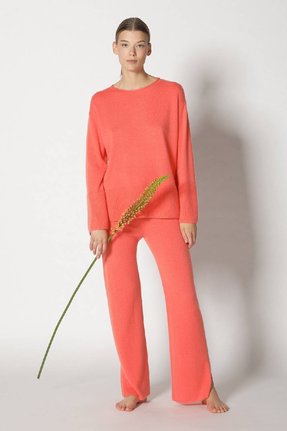 Sminfinity pure A jumper + pure slitted pants Versandkostenfrei