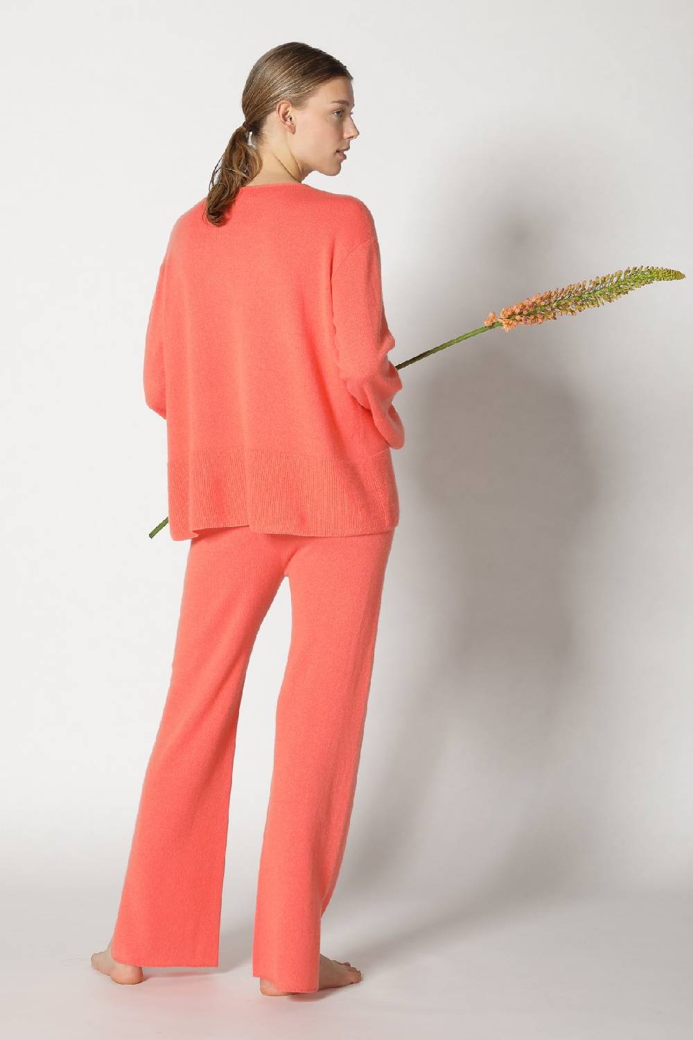 Sminfinity pure A jumper + pure slitted pants Versandkostenfrei