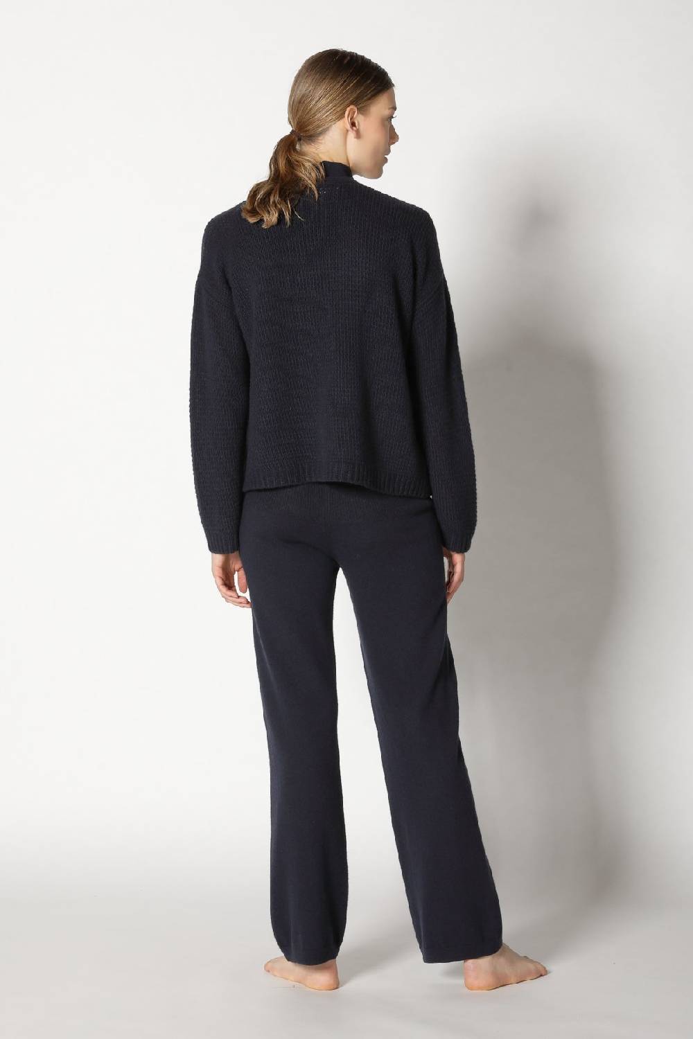 Sminfinity chilly loose & tight cardy + chilly fitted top + chilly pants Bestseller