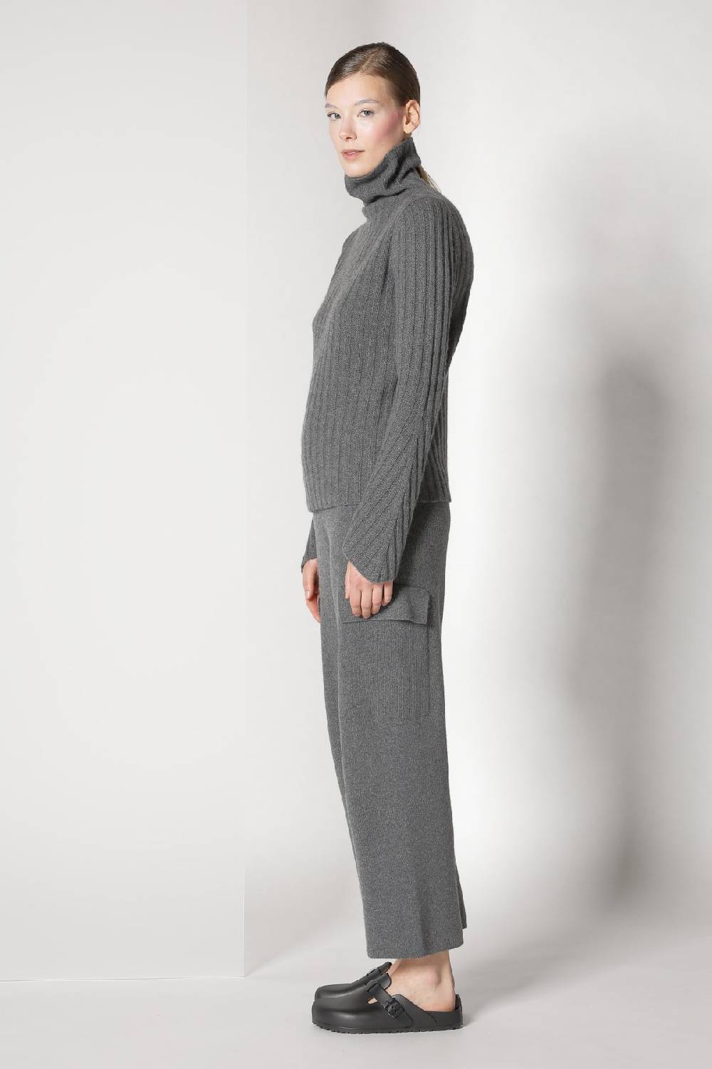 Sminfinity chilly ribbed turtleneck + chilly cargo pants Letzte 3 Tage