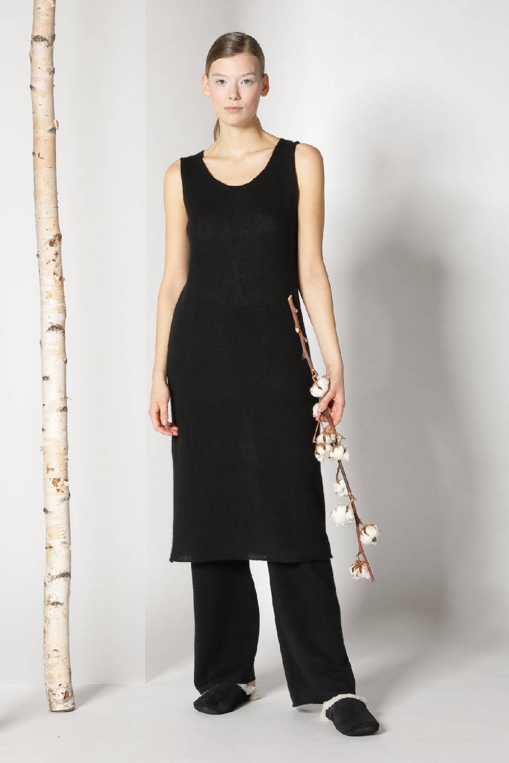 Sminfinity fluffy ribbed maxi coat + fluffy 1 Ply tank dress + pure slitted pants Kostenloser Versand international
