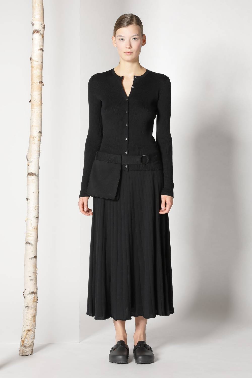 Sminfinity silky rib crew cardi + silky rib skirt Im Verkauf