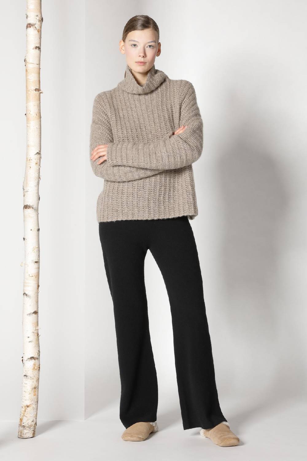 Sminfinity fluffy ribbed turtleneck jumper + pure slitted pants 2025