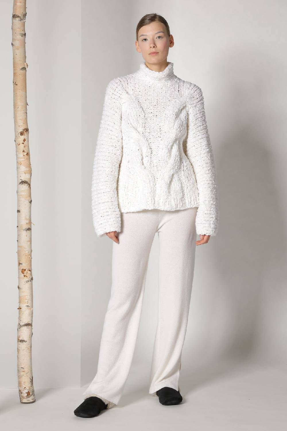 Sminfinity handknitted cable jumper + pure slitted pants Kostenloser Versand