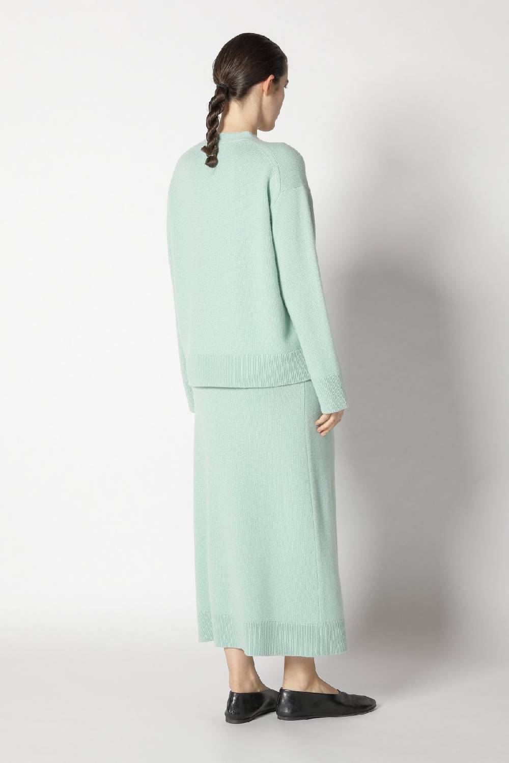 Sminfinity pure V neck + loosely 1x1 rib scarf + pure A skirt Großer Ausverkauf