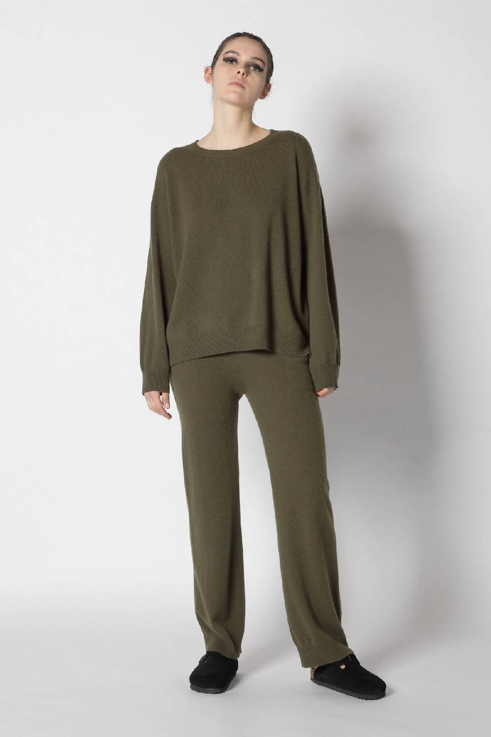 Sminfinity chunky turtle flap + infinite crew jumper + infinite palazzo pants Preisnachlass