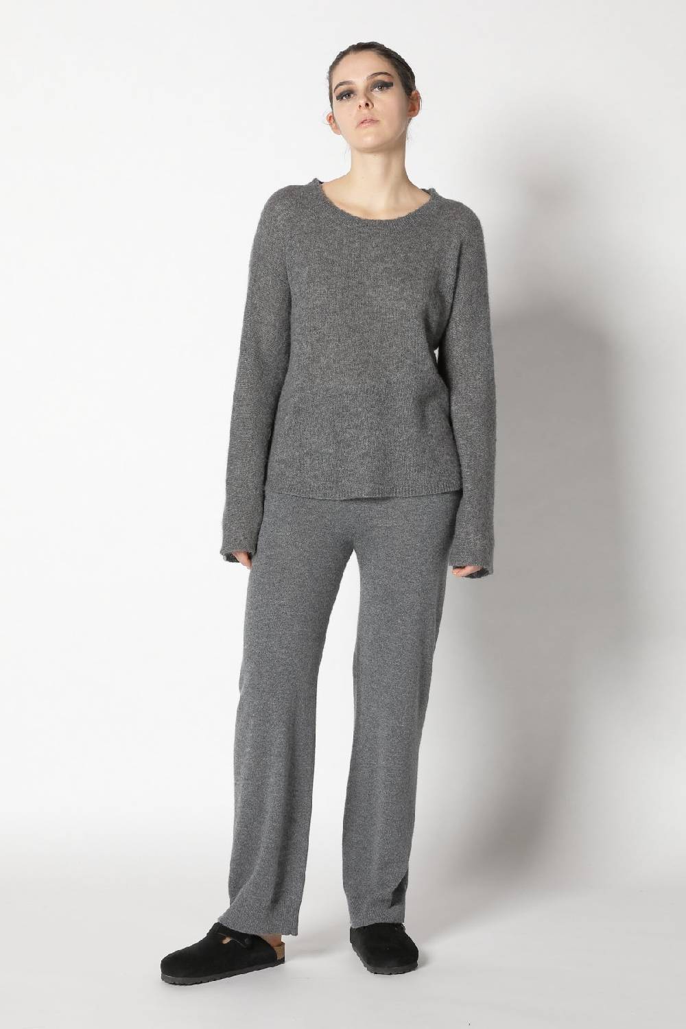 Sminfinity fluffy crewneck + infinite palazzo pants Top Angebot