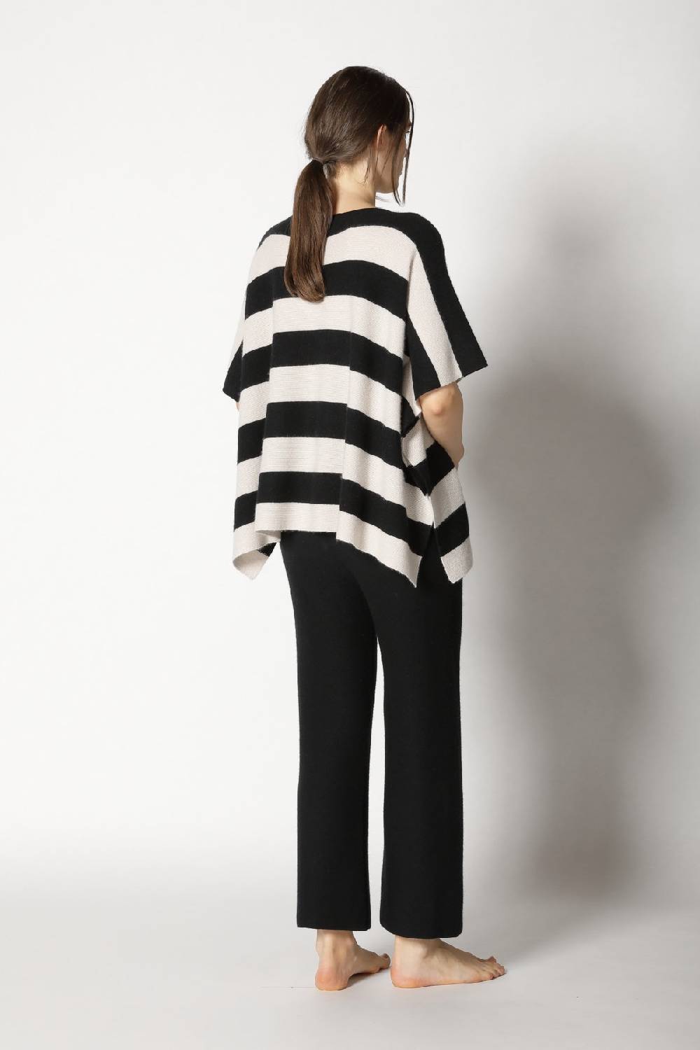 Sminfinity garter stripe cape top + garter cropped pants Limitierter Zeitrabatt