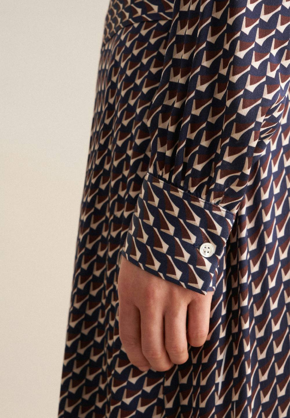 Studio Seidensticker Satin Midi Kleid Bis zu 50% Rabatt
